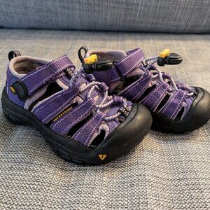 Keen Toddler 9 US 26 EU Newport Sandals Hiking Shoes Purple